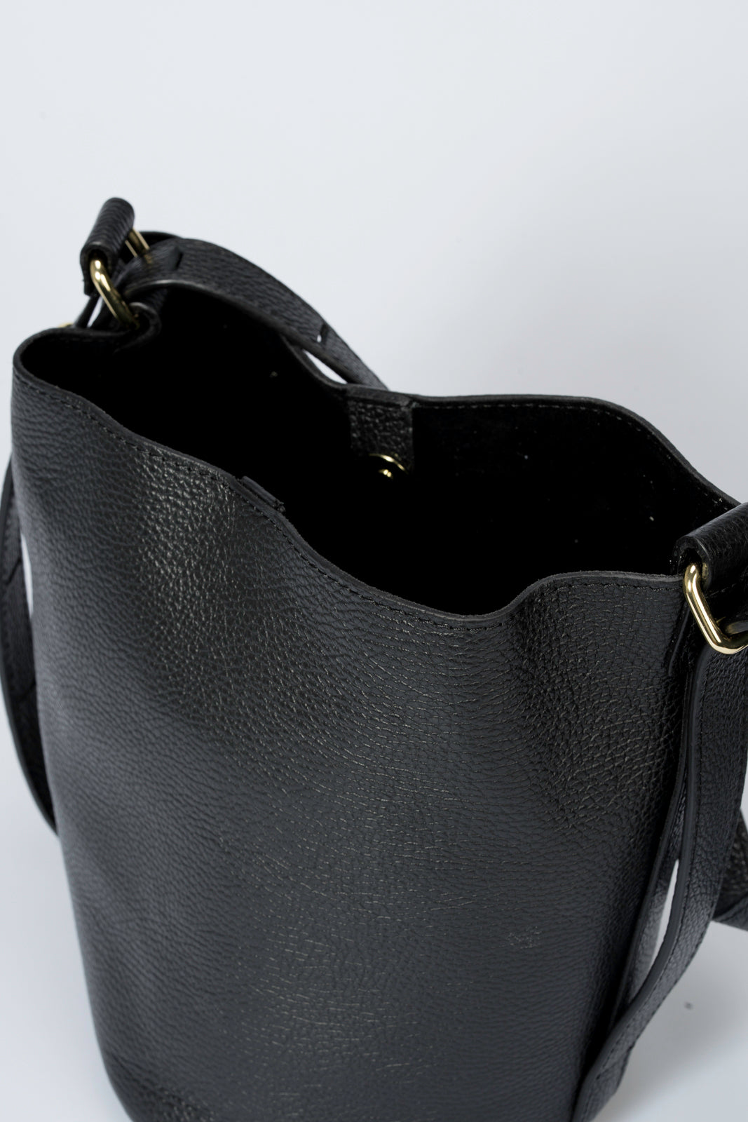 5302 Italian Leather Shoulder Bag