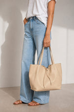 CLOTILDE leather tote bag - Crema